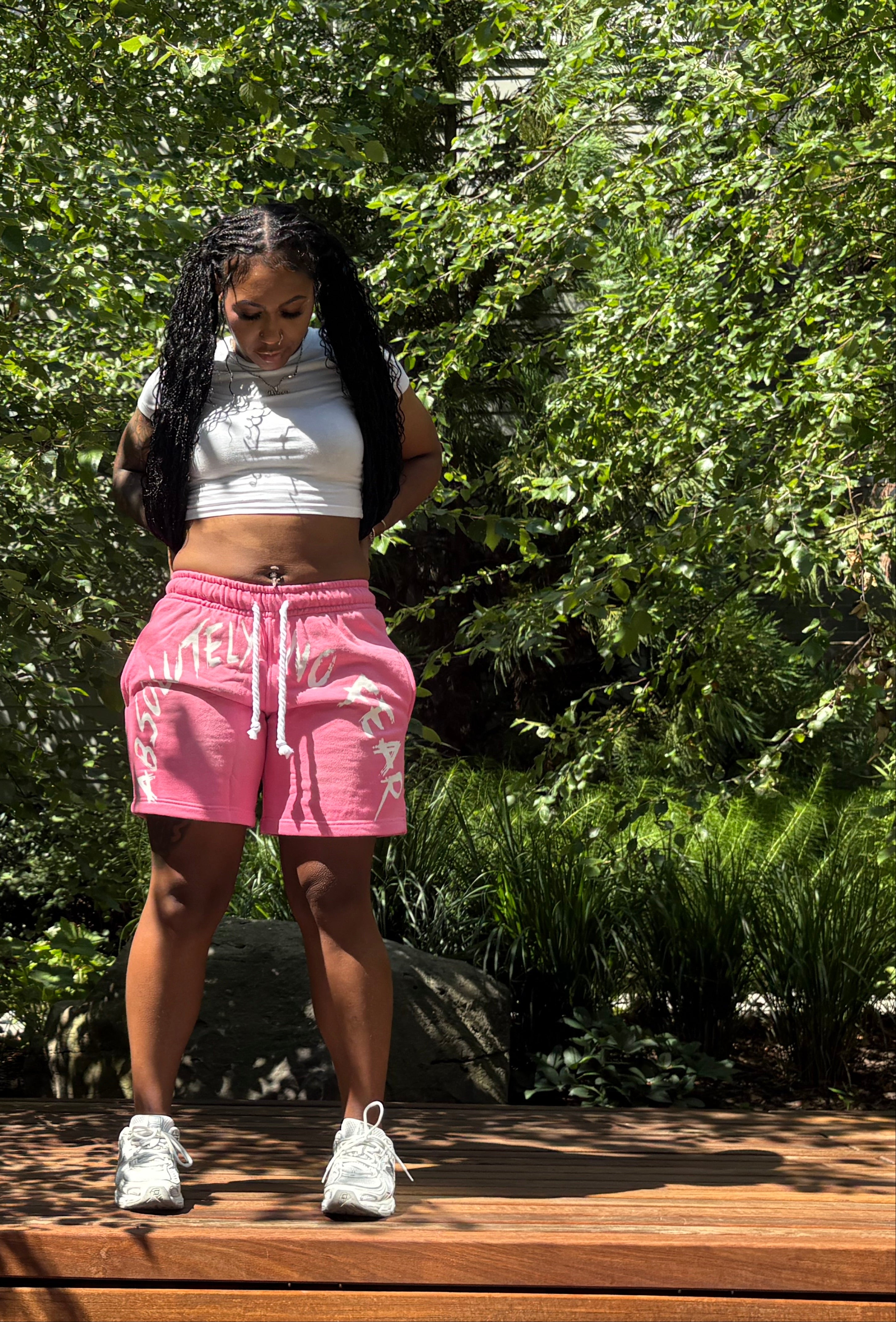 ANF Basic Tee & Acid Wash Shorts